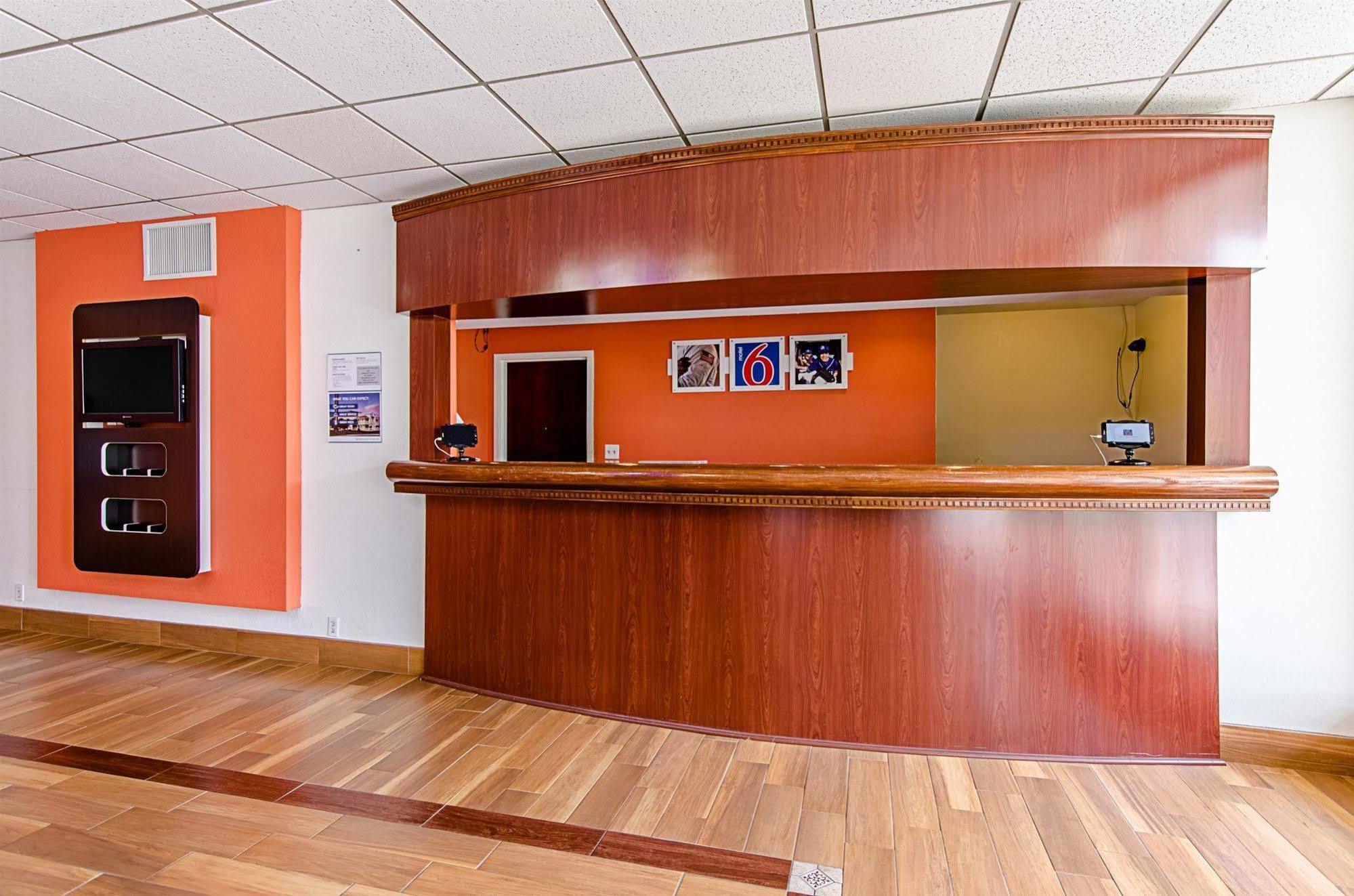 Motel 6-Staunton, Va Extérieur photo